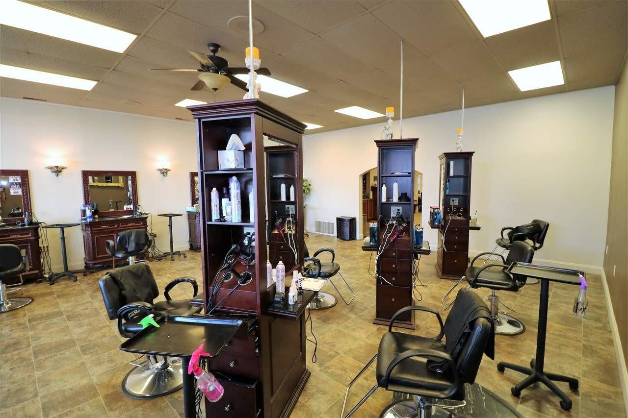 1 Main St, Newport, VT 05855